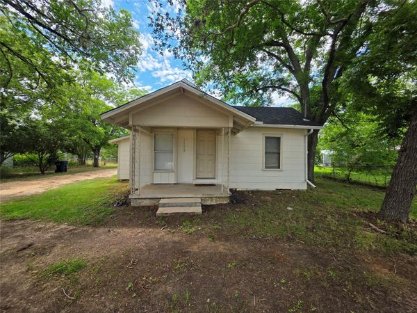 1116 Cameron Ave, Rockdale, TX 76567