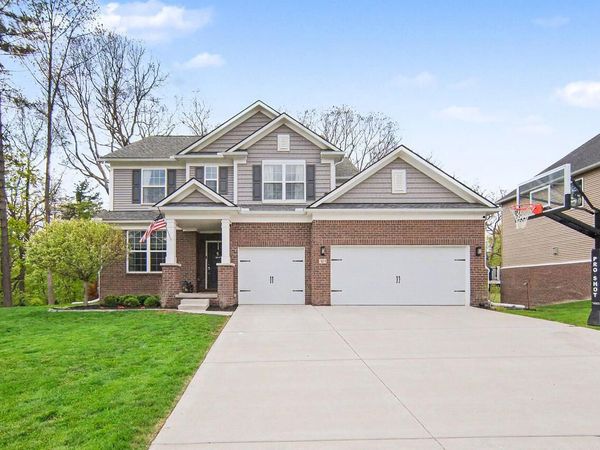 101 Beddingham Court, Saline, MI 48176