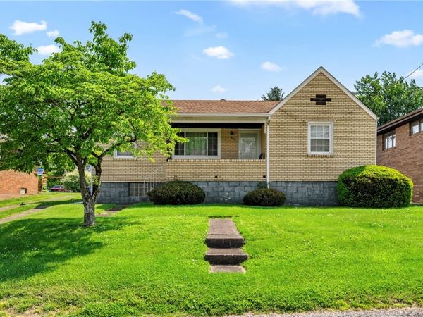 210 Margaret Ave, Jeannette, PA 15644