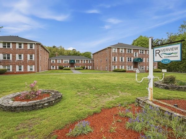 180 Tyngsboro Road, Unit 44E, Chelmsford, MA 01863