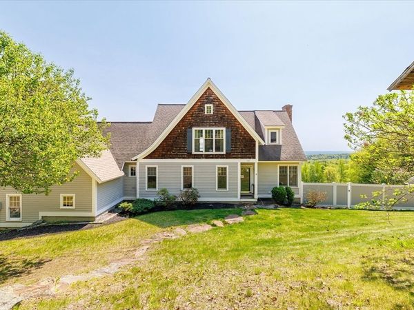 152 Mountain Rd, Princeton, MA 01541