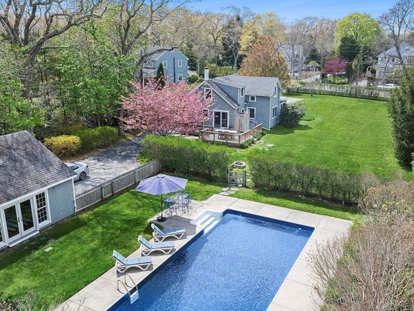 24 Baycrest Avenue , Westhampton, NY 11977