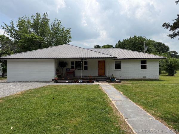 3647 SE State Highway 63 , Talihina, OK 74571