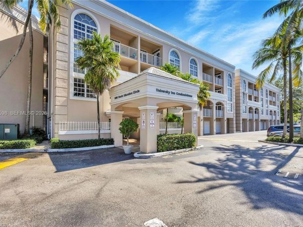 1280 S Alhambra Cir , Unit 1407, Coral Gables, FL 33146