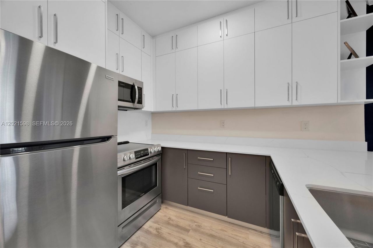 1280 S Alhambra Cir , Unit 1407, Coral Gables, FL 33146 Photo