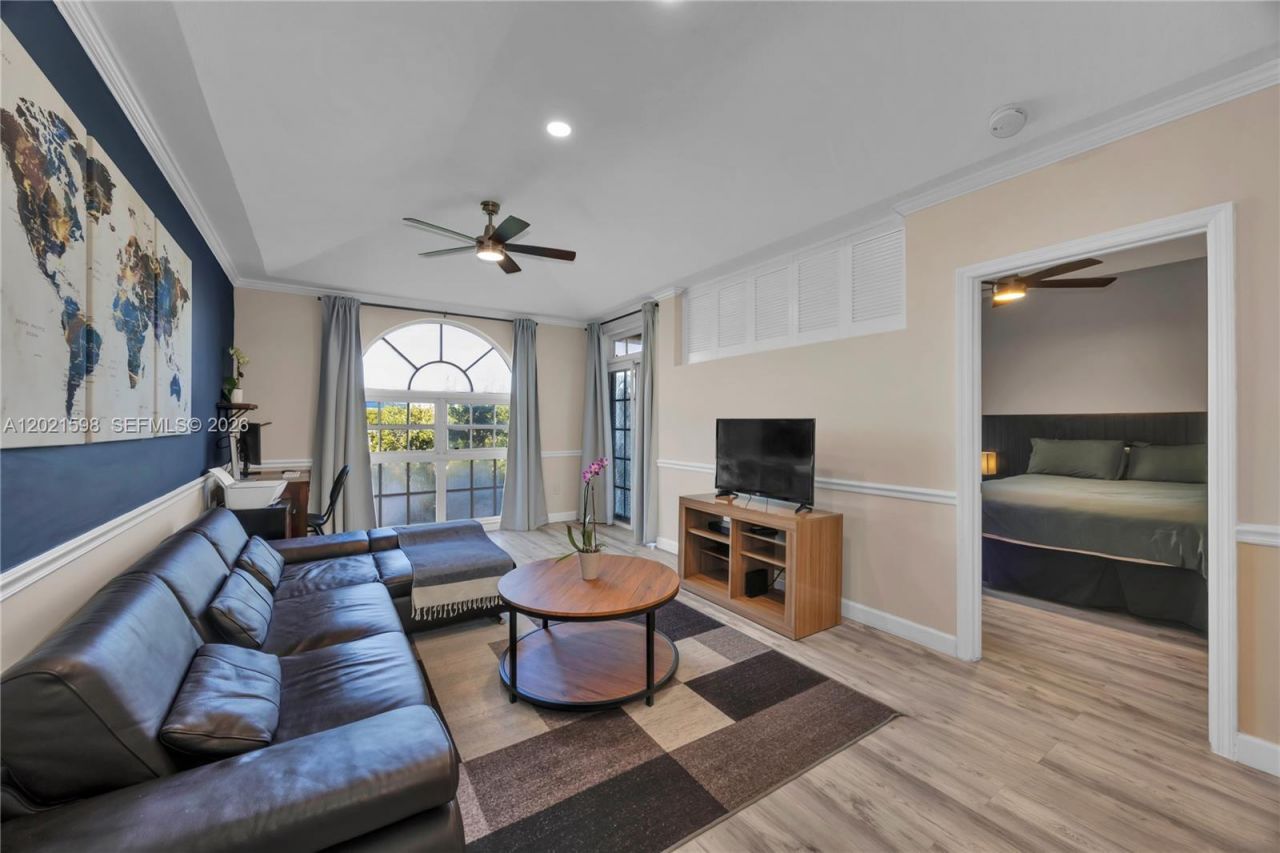 1280 S Alhambra Cir , Unit 1407, Coral Gables, FL 33146 Photo