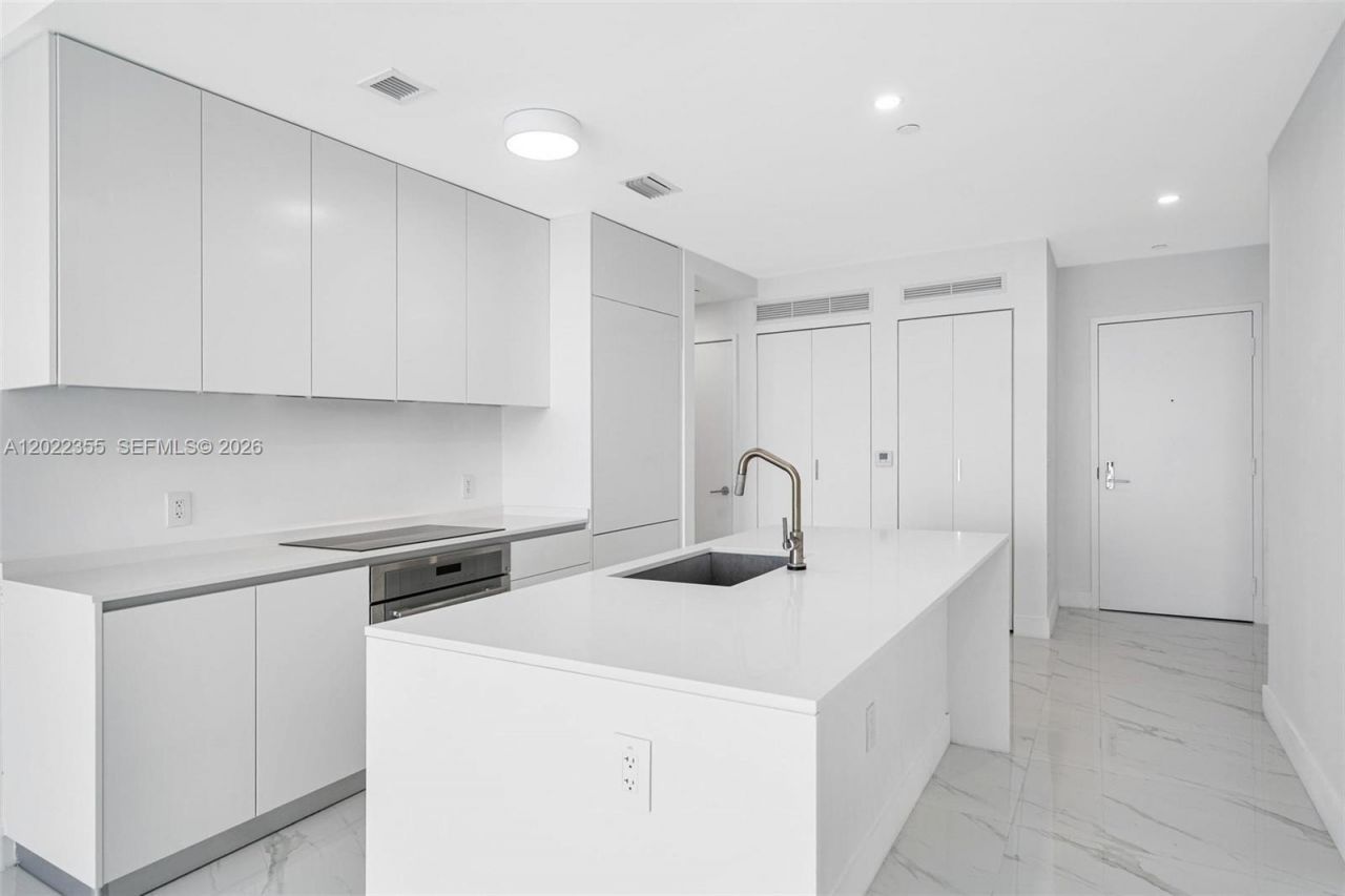 700 NE 24, Unit 4104, Miami, FL 33137 Photo
