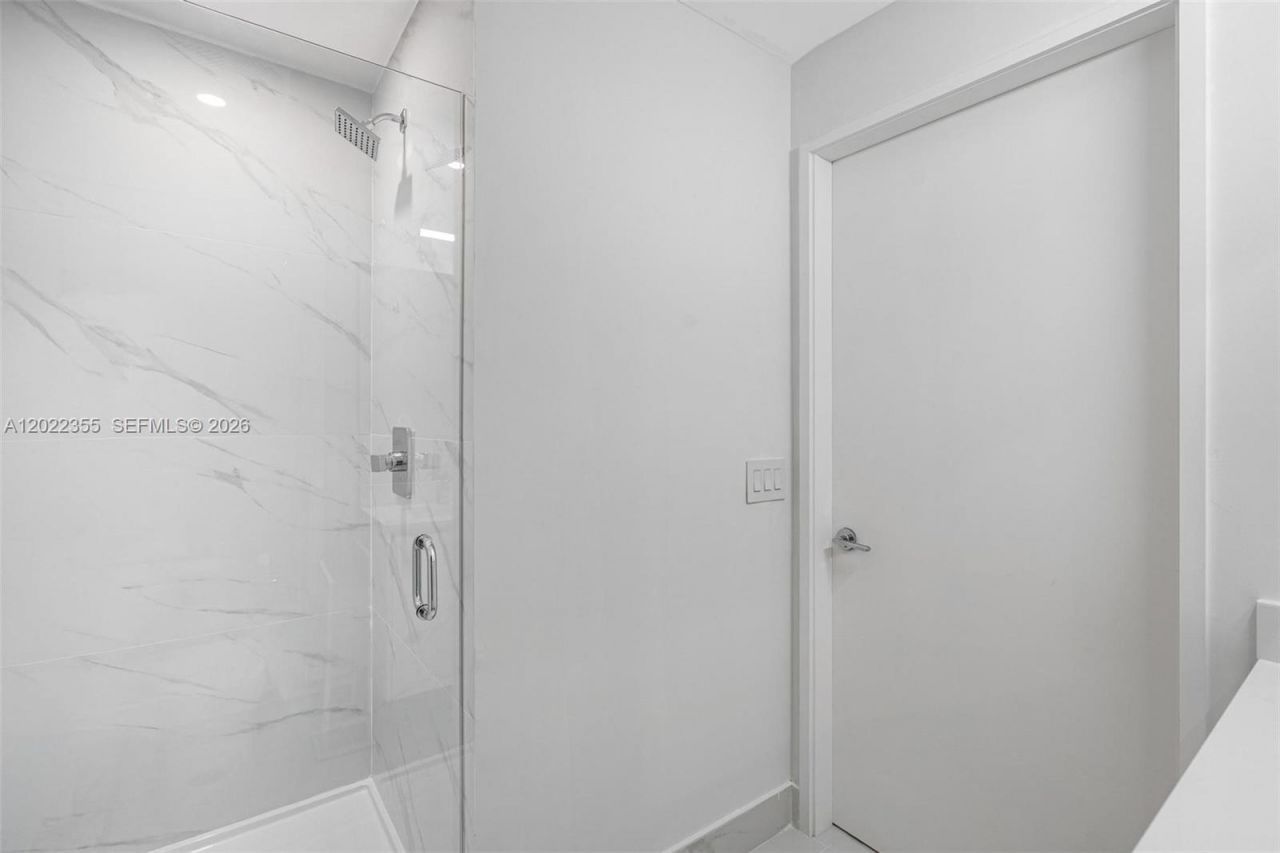700 NE 24, Unit 4104, Miami, FL 33137 Photo