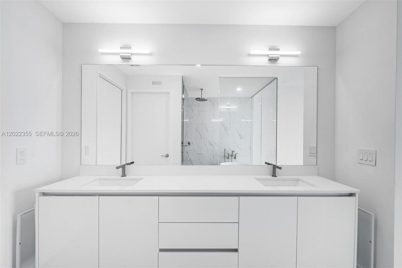 700 NE 24, Unit 4104, Miami, FL 33137 Photo