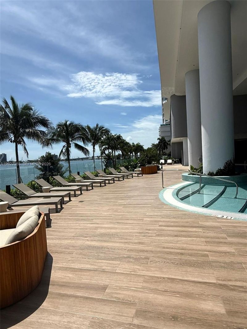 700 NE 24, Unit 4104, Miami, FL 33137 Photo