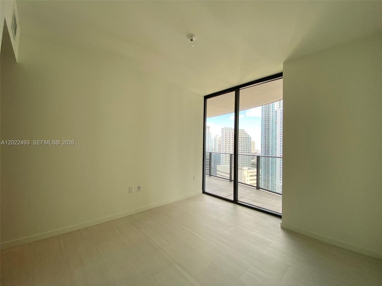 1000 Brickell Plz , Unit 2715, Miami, FL 33131 Photo