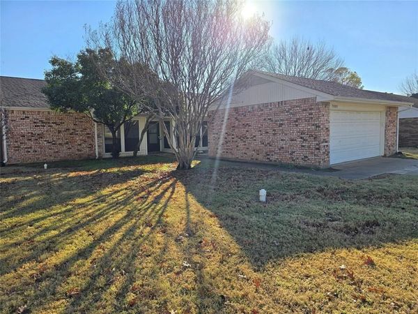 7008 Windhaven Road , North Richland Hills, TX 76182