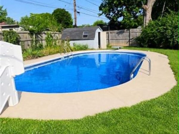 1043 Heathwood, Englewood, OH 45322