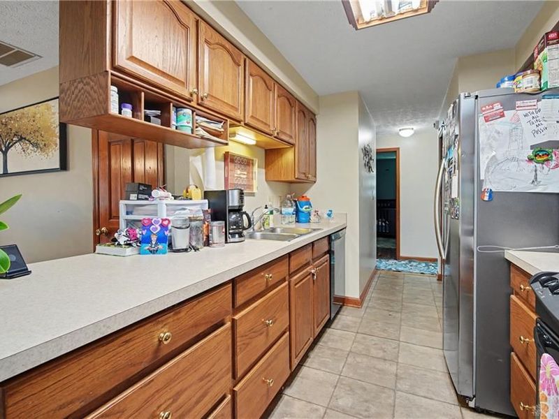 1043 Heathwood, Englewood, OH 45322 Photo 11