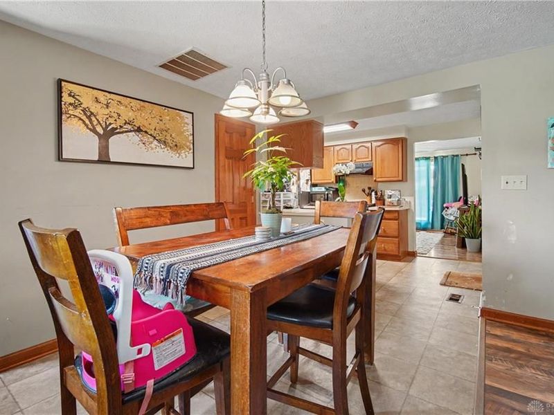 1043 Heathwood, Englewood, OH 45322 Photo 15