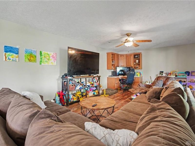 1043 Heathwood, Englewood, OH 45322 Photo 16