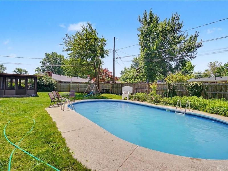 1043 Heathwood, Englewood, OH 45322 Photo 3