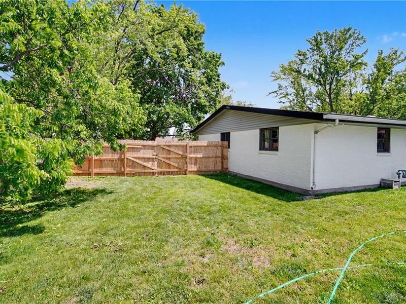 1043 Heathwood, Englewood, OH 45322 Photo 4