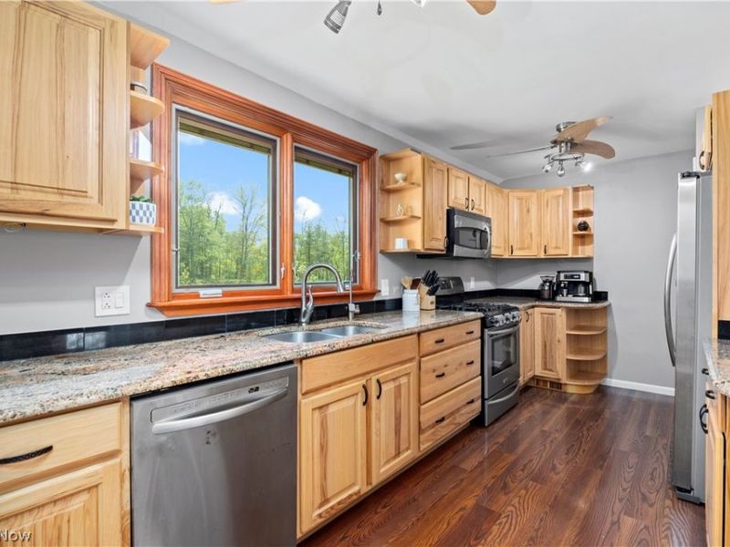 15665 Bennett Road, North Royalton, OH 44133 Photo 9
