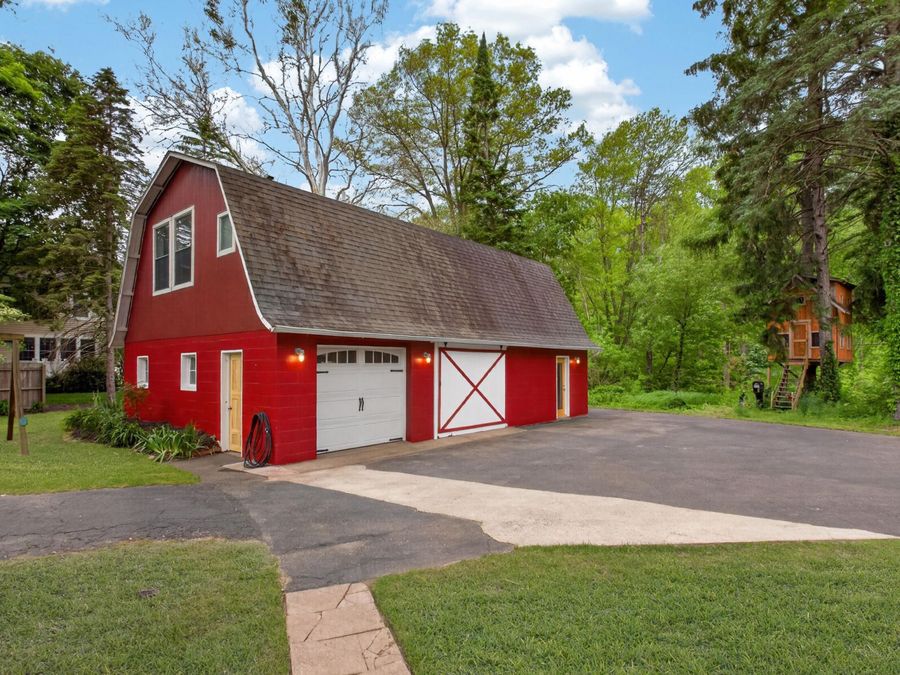 Property Image 40