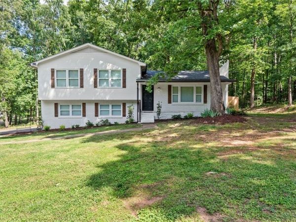 11531 Independence Circle, Duncanville, AL 35456