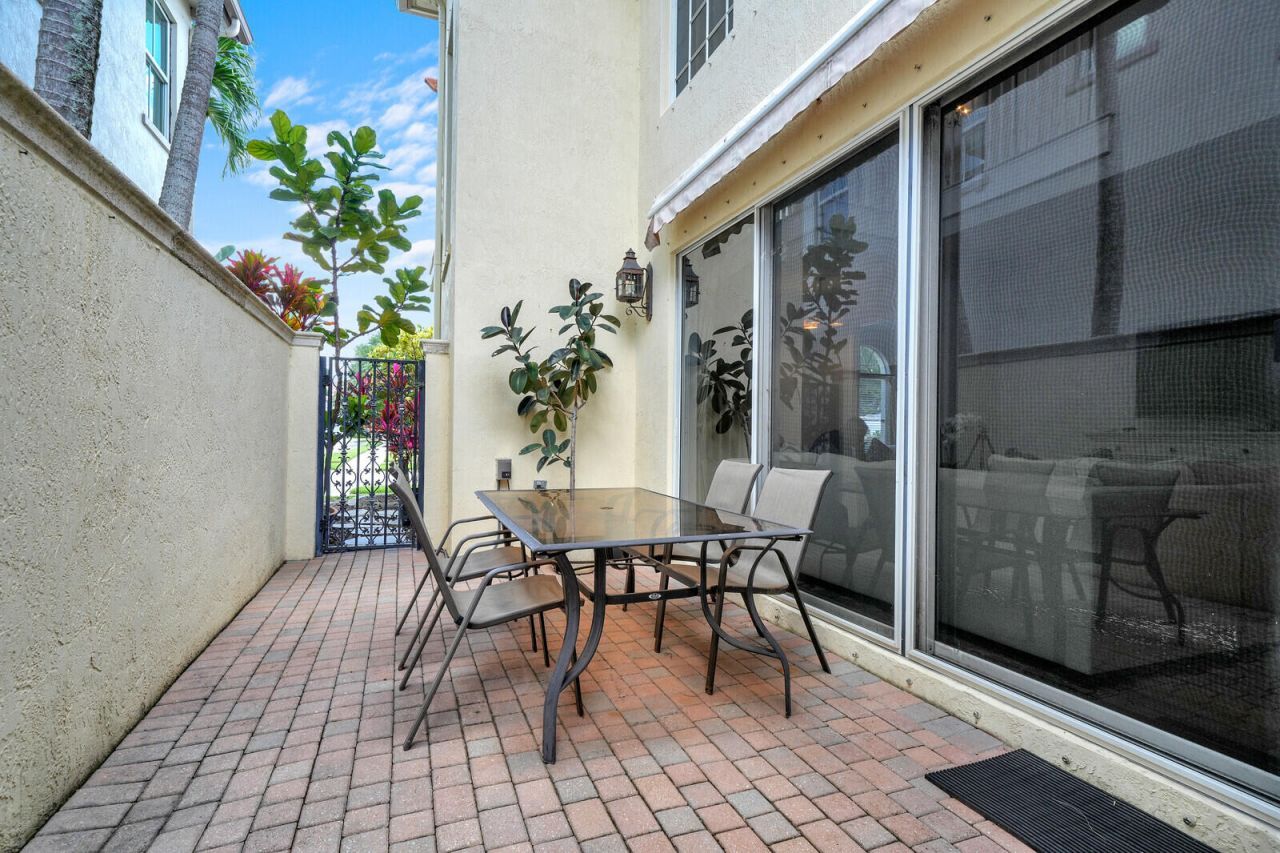 78 Stoney Drive, Palm Beach Gardens, FL 33410 Photo