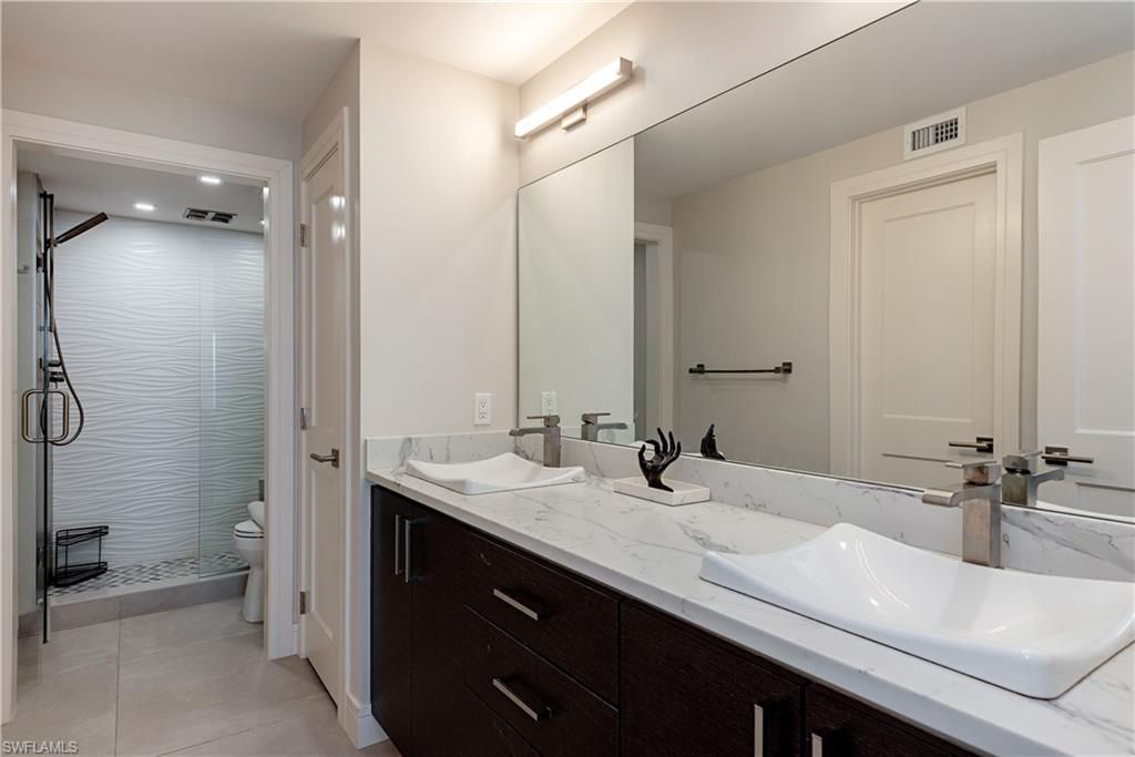 10951 Gulf Shore Dr , Unit 1002, Naples, FL 34108 Photo