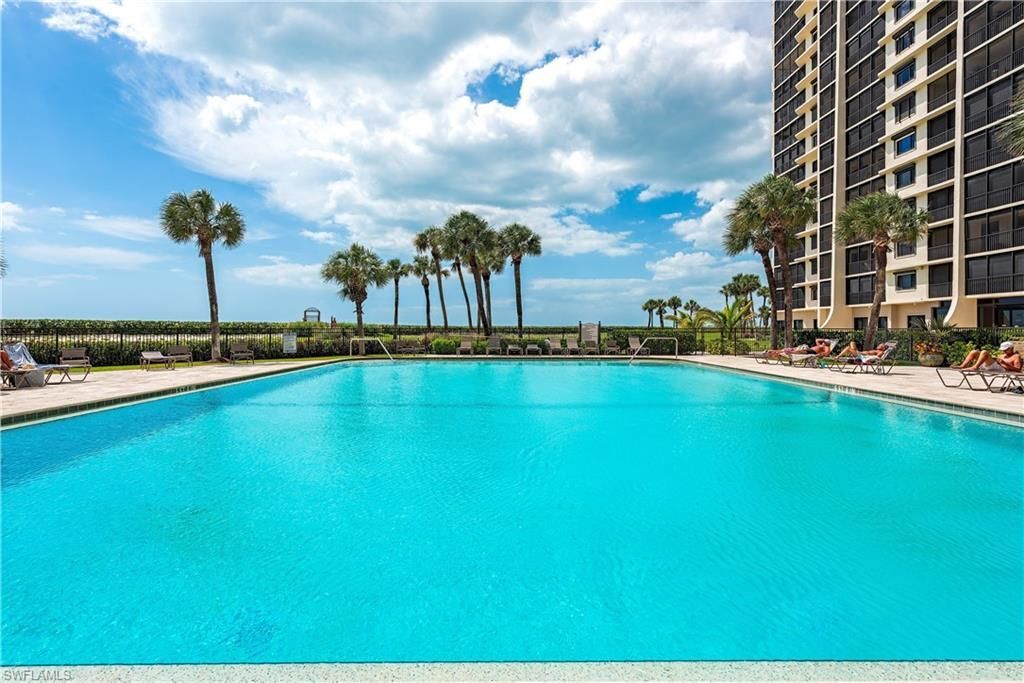10951 Gulf Shore Dr , Unit 1002, Naples, FL 34108 Photo