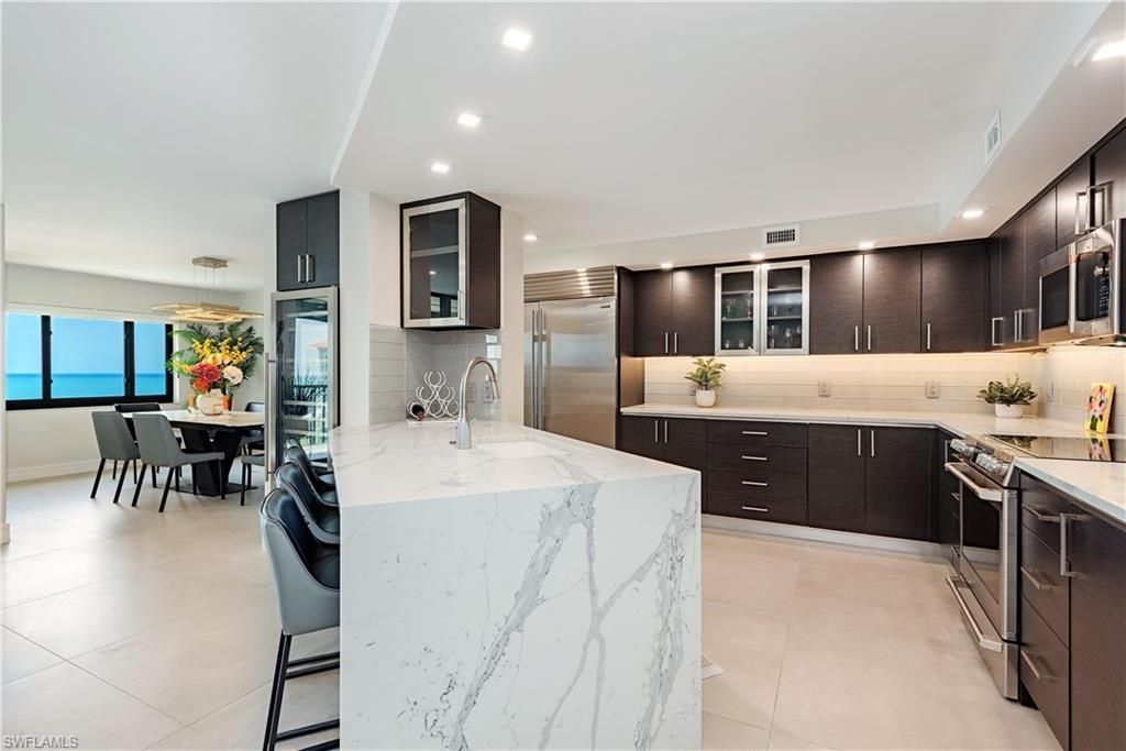 10951 Gulf Shore Dr , Unit 1002, Naples, FL 34108 Photo