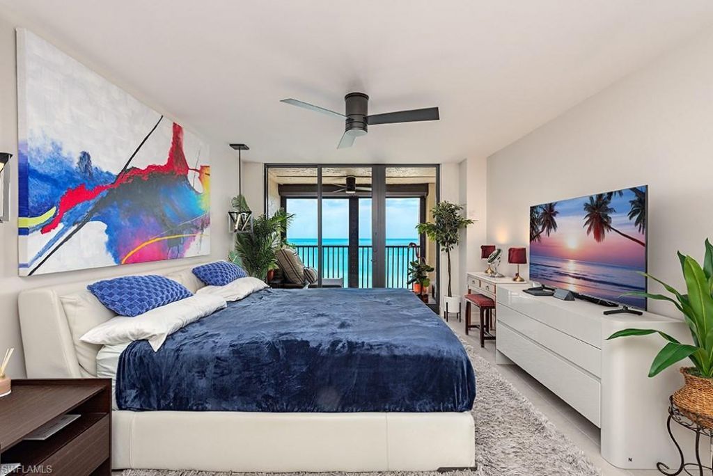 10951 Gulf Shore Dr , Unit 1002, Naples, FL 34108 Photo