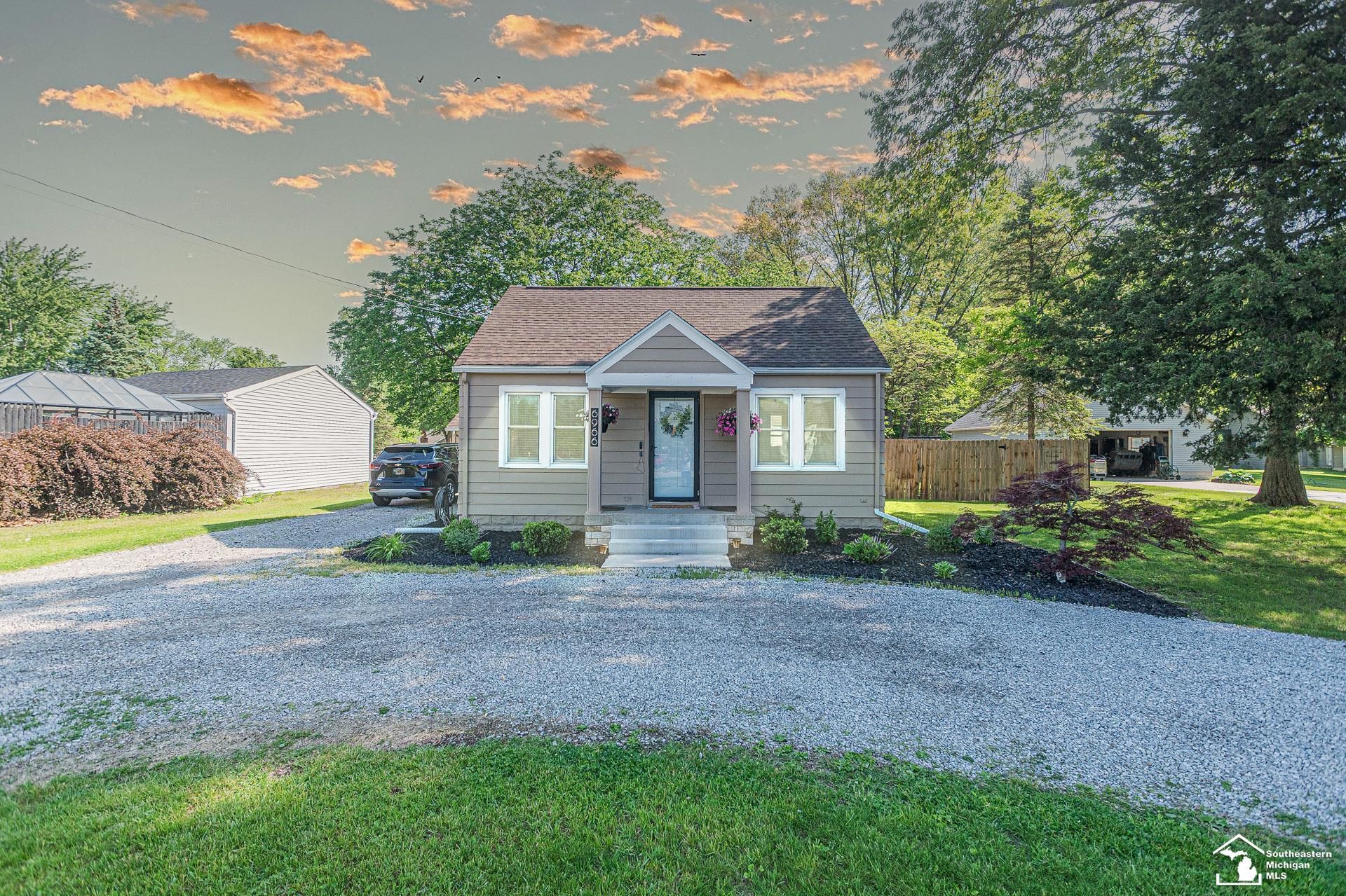 6966 Summerfield Road, Temperance, MI 48182 Main Photo