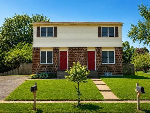 2087-2089 Summit Row Boulevard , Powell, OH 43065