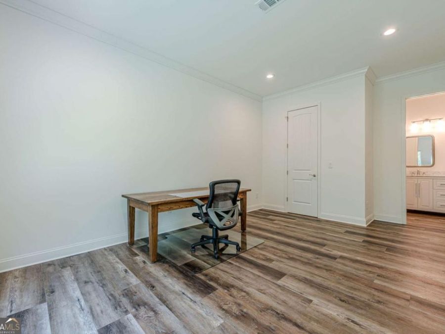 Property Image 60