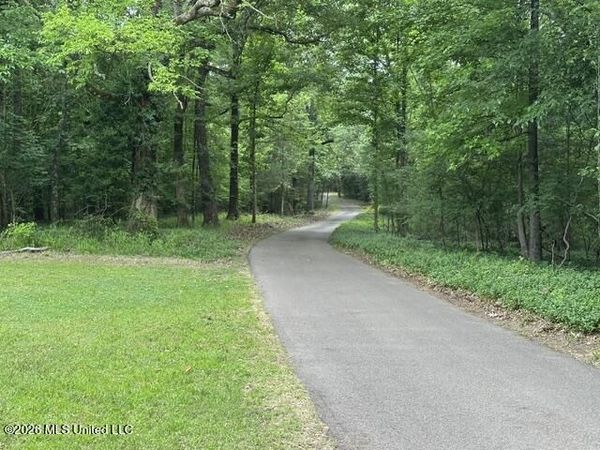 9210 Highway 315 , Sardis, MS 38666
