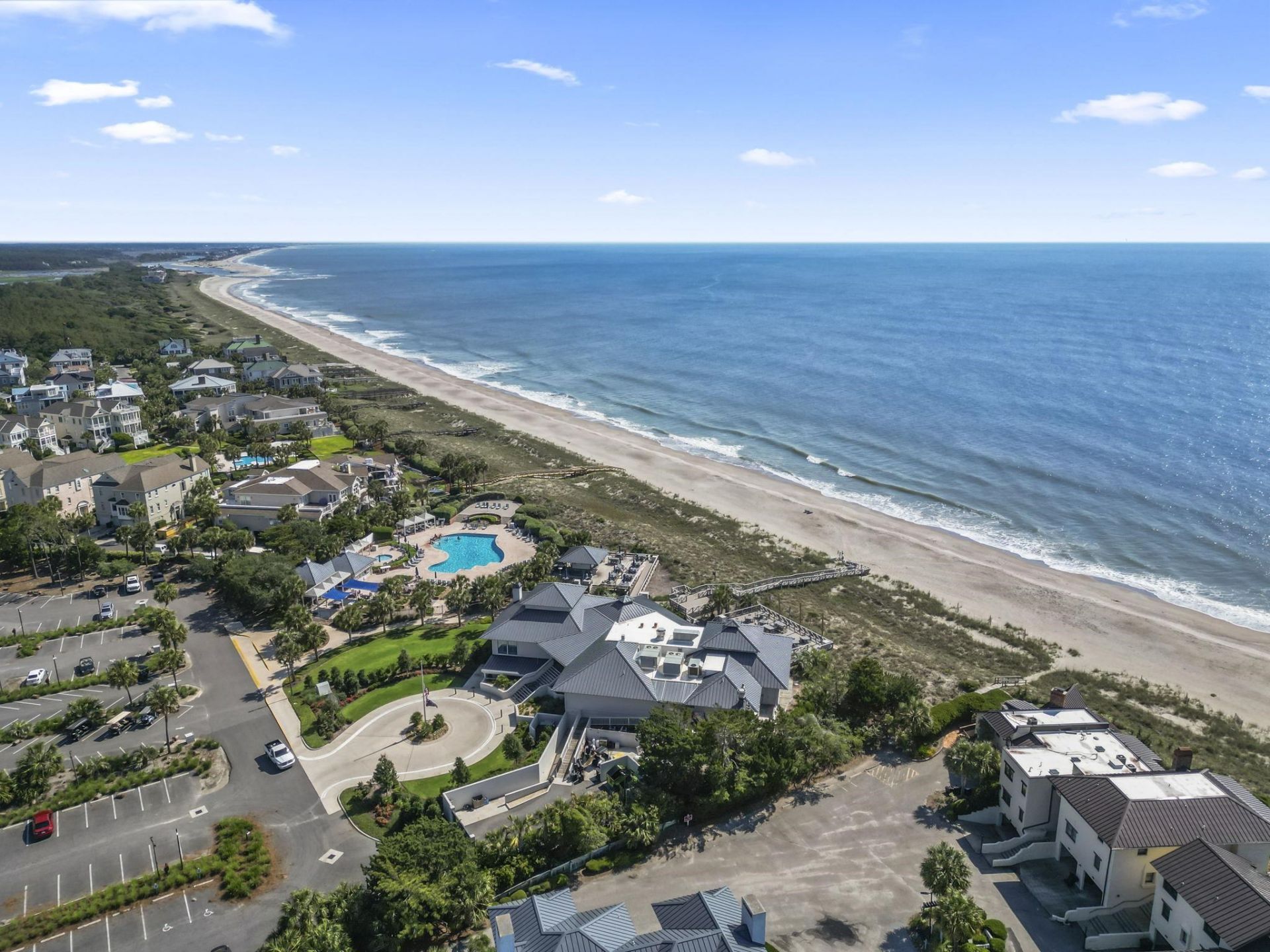 299 Colony Club Dr.  Photo 4