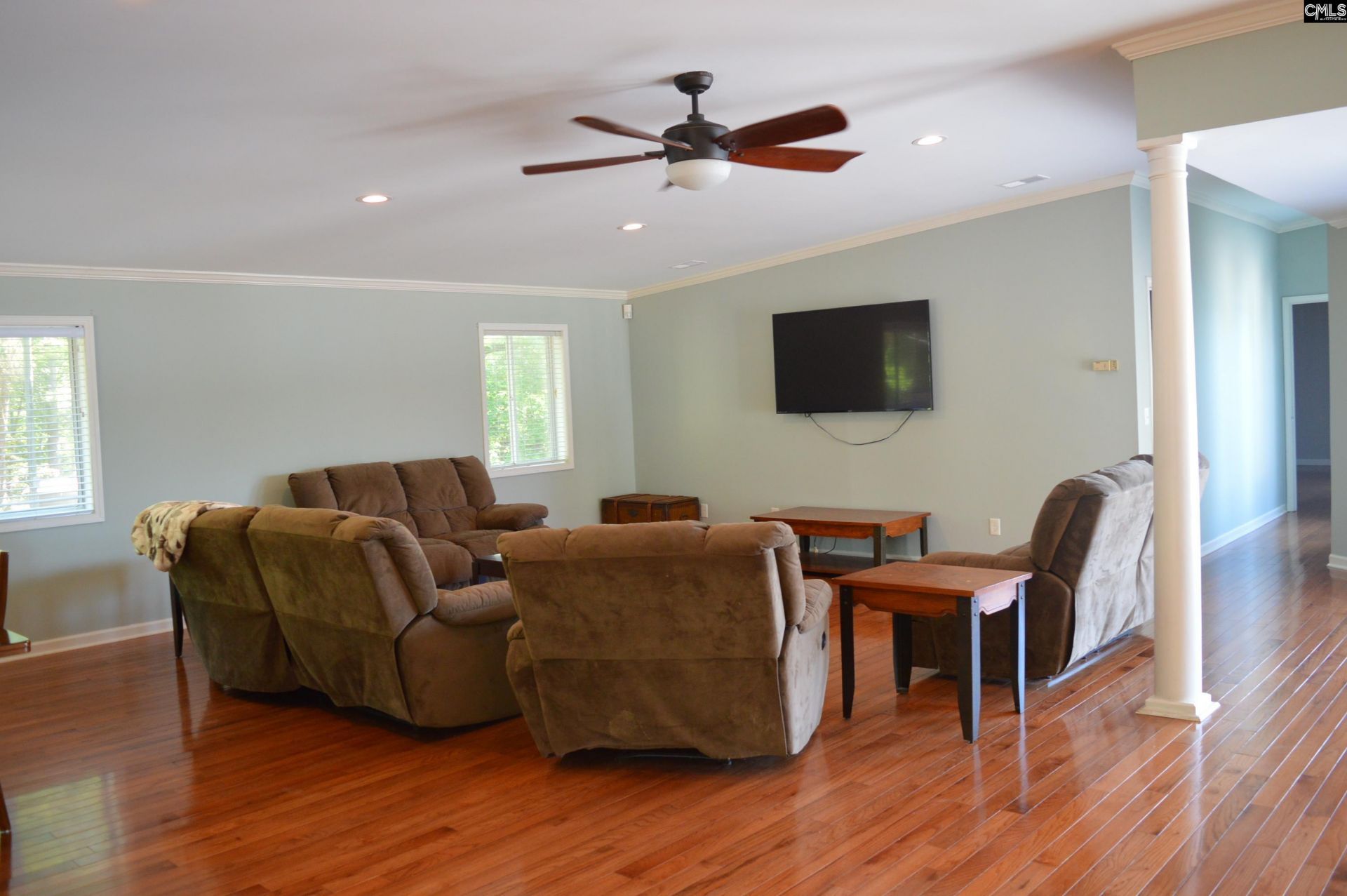 2543 Harbor View Road  Photo 11