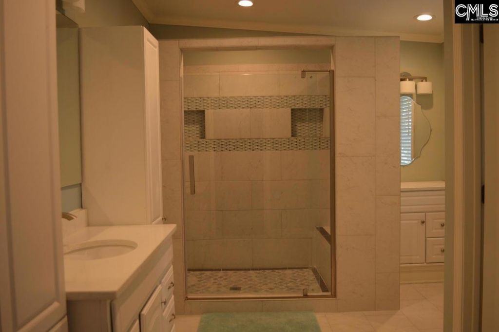 2543 Harbor View Road  Photo 14