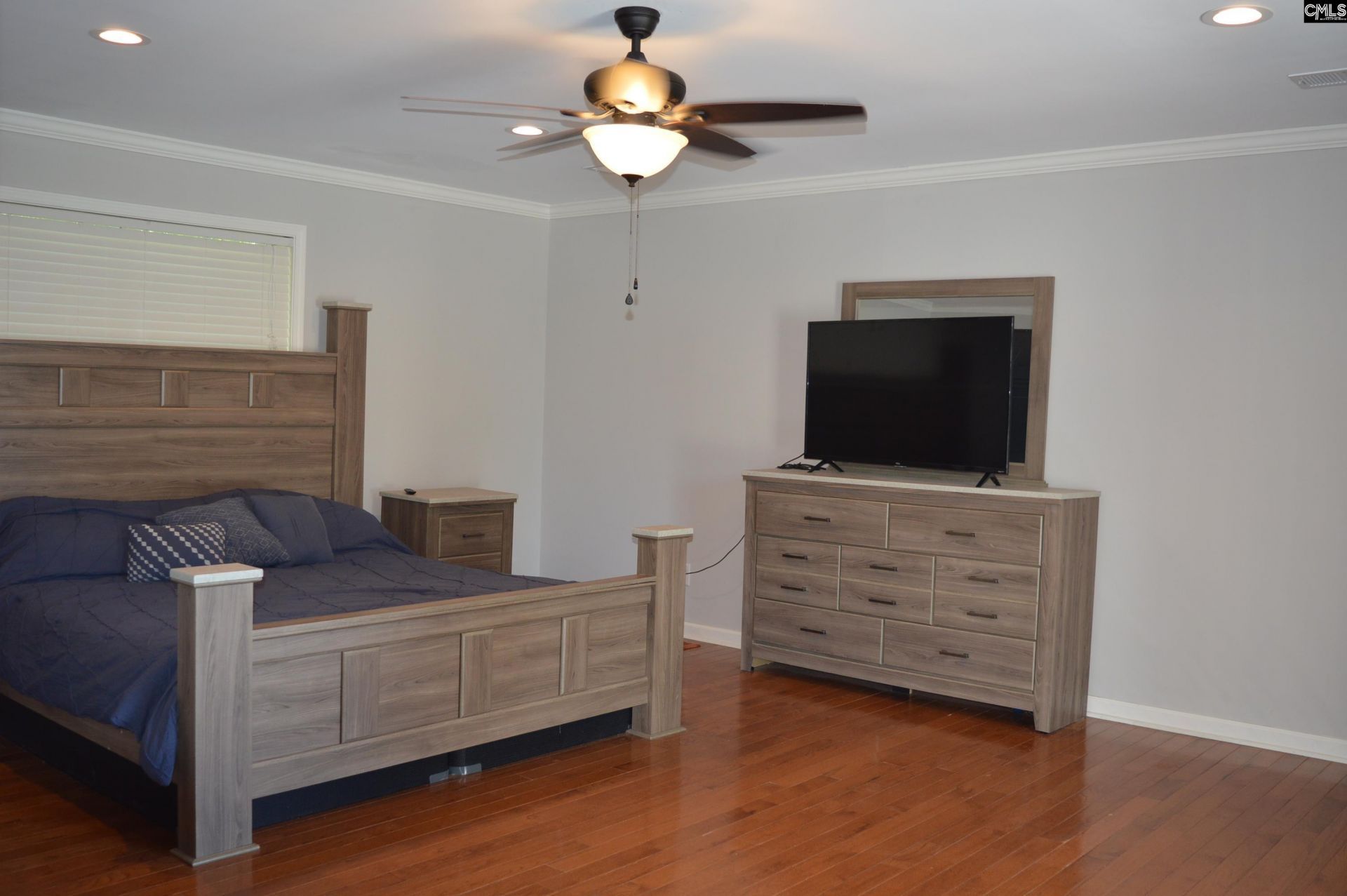 2543 Harbor View Road  Photo 17