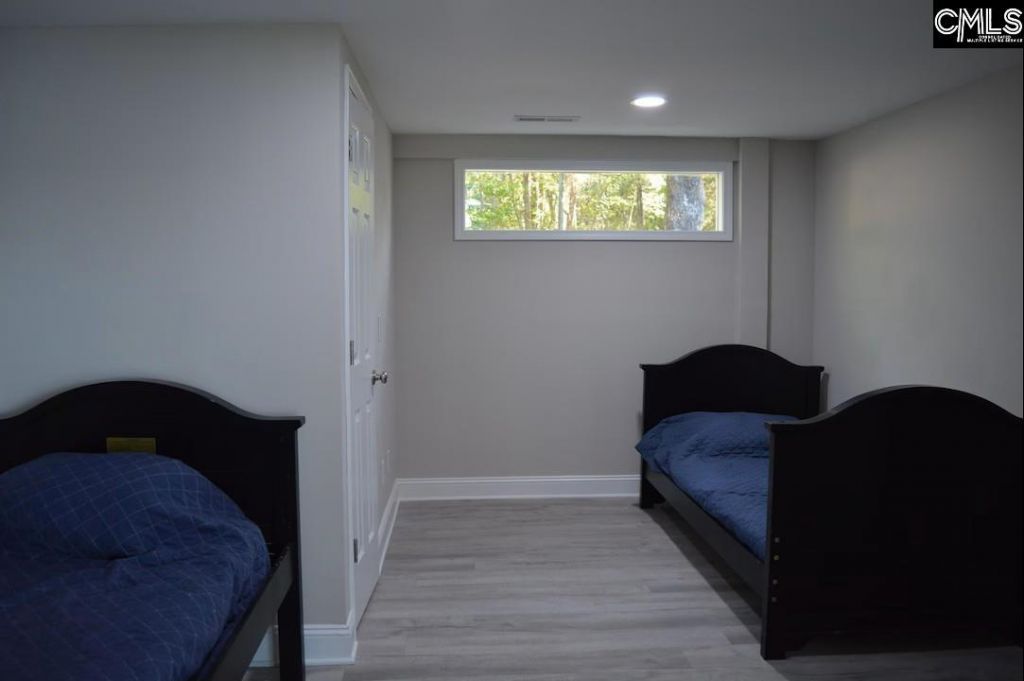 2543 Harbor View Road  Photo 27