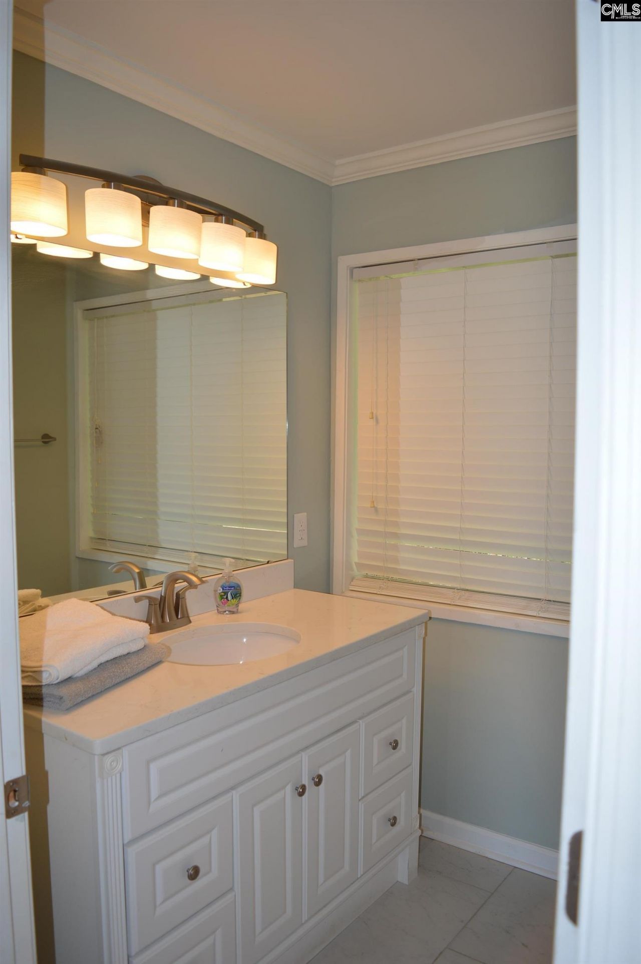 2543 Harbor View Road  Photo 29