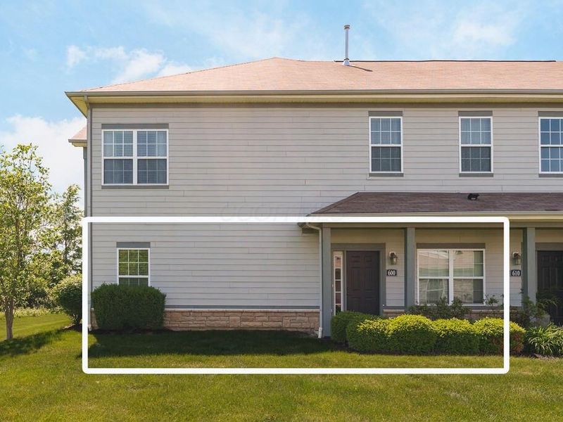 600 Redwood Lane, Lewis Center, OH 43035 Photo 2