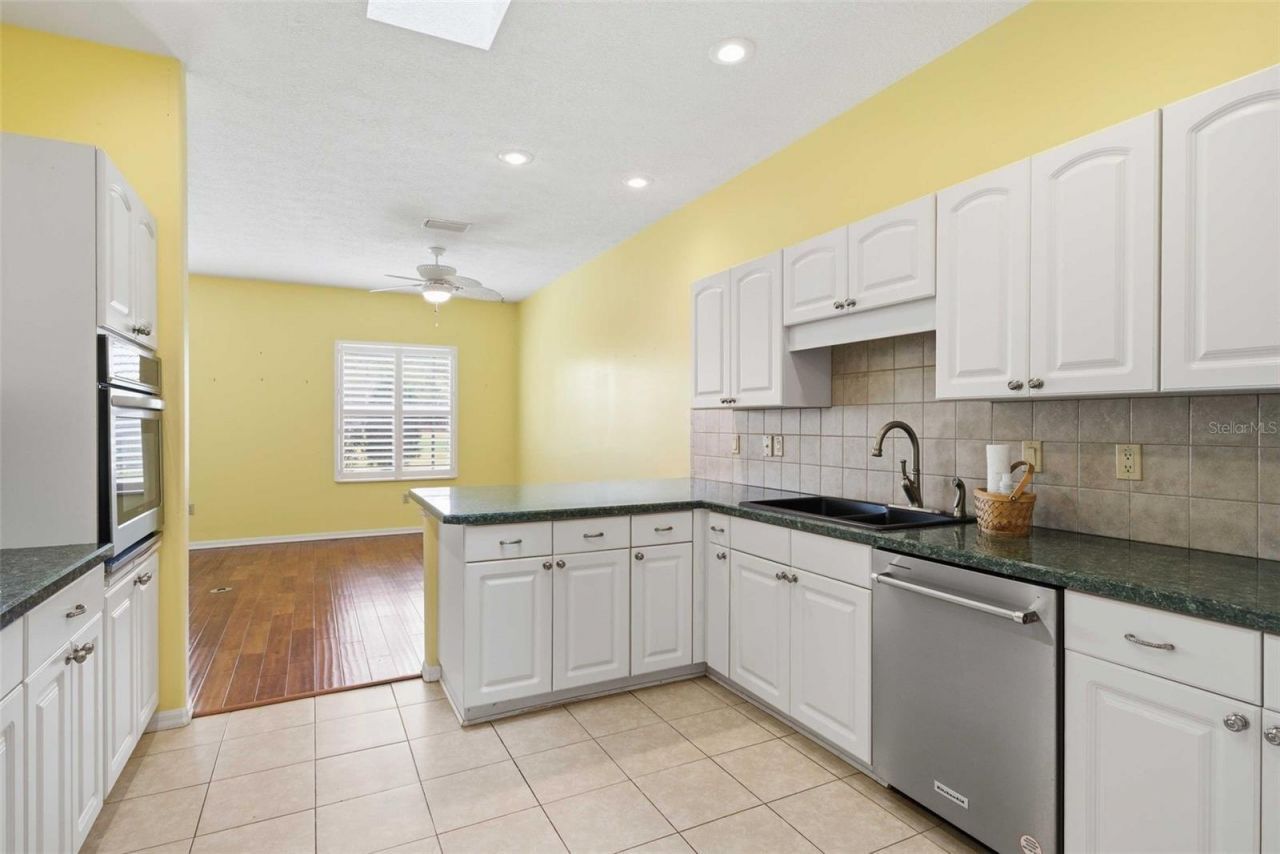 39 W Amalfi Court , Beverly Hills, FL 34465 Photo
