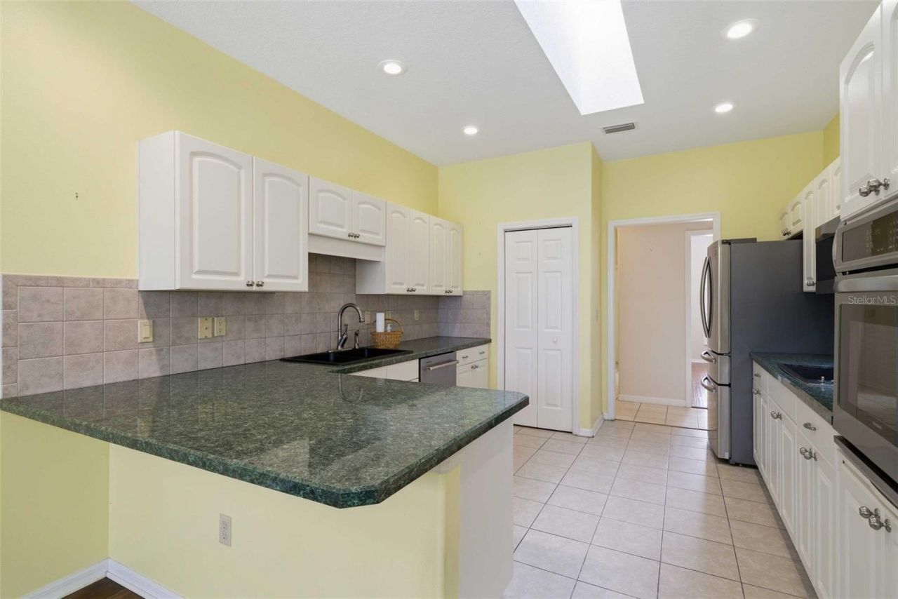 39 W Amalfi Court , Beverly Hills, FL 34465 Photo