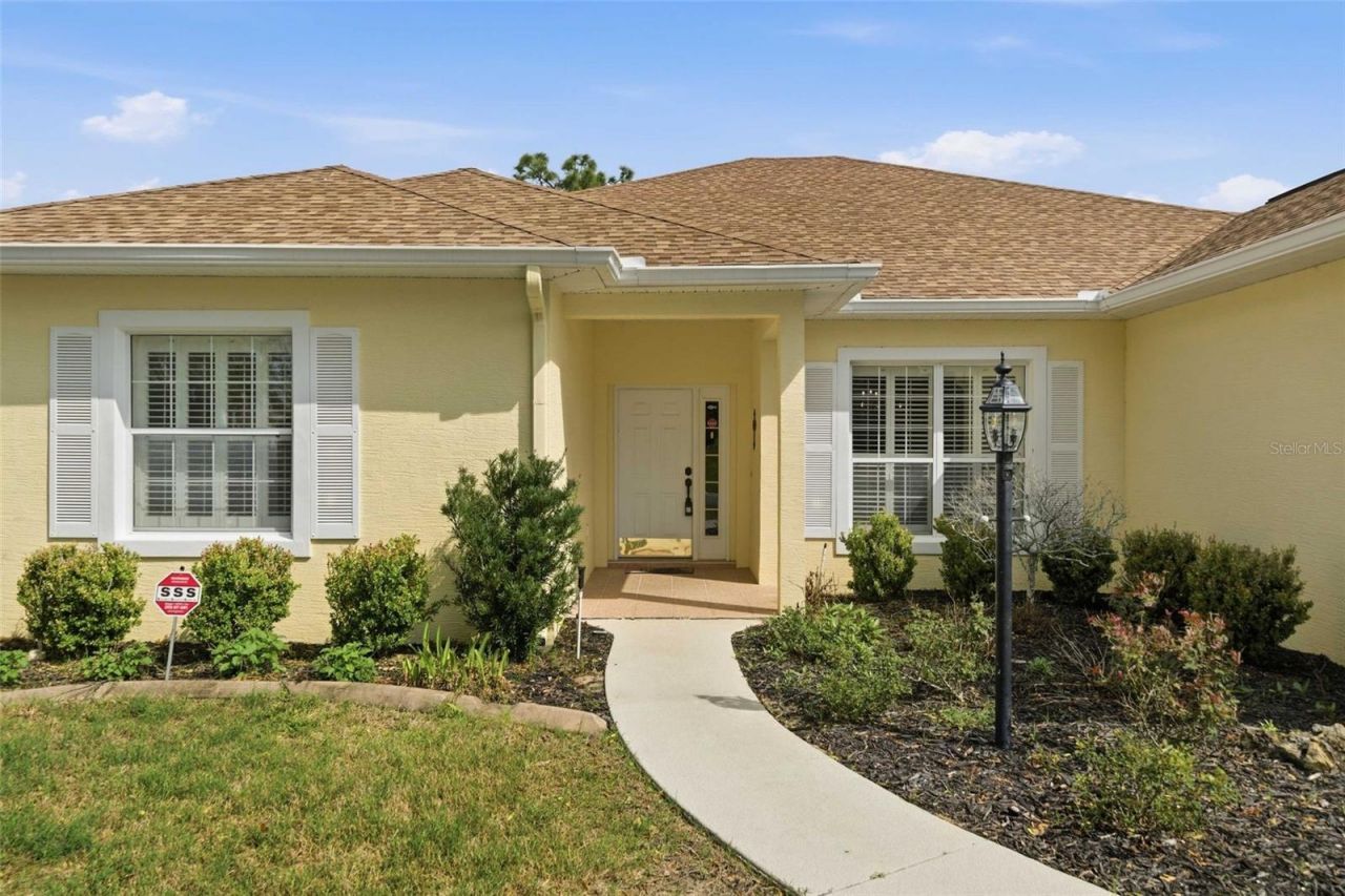 39 W Amalfi Court , Beverly Hills, FL 34465 Photo
