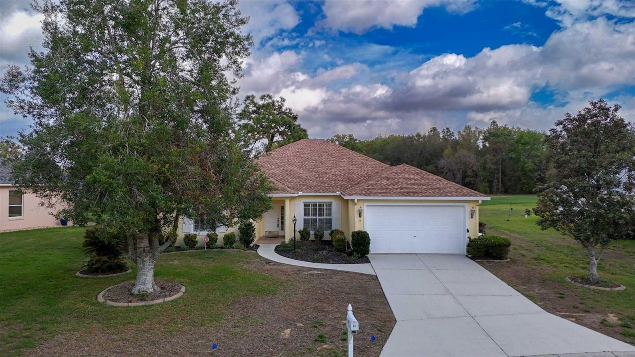 39 W Amalfi Court , Beverly Hills, FL 34465 Photo