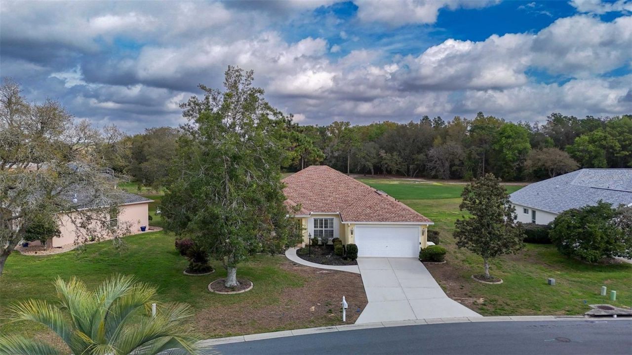 39 W Amalfi Court , Beverly Hills, FL 34465 Photo