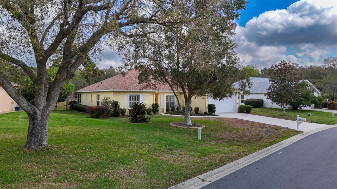 39 W Amalfi Court , Beverly Hills, FL 34465 Photo