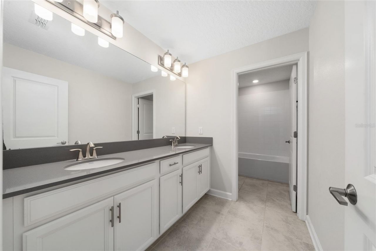 12066 Grammar Lane, Orlando, FL 32832 Photo