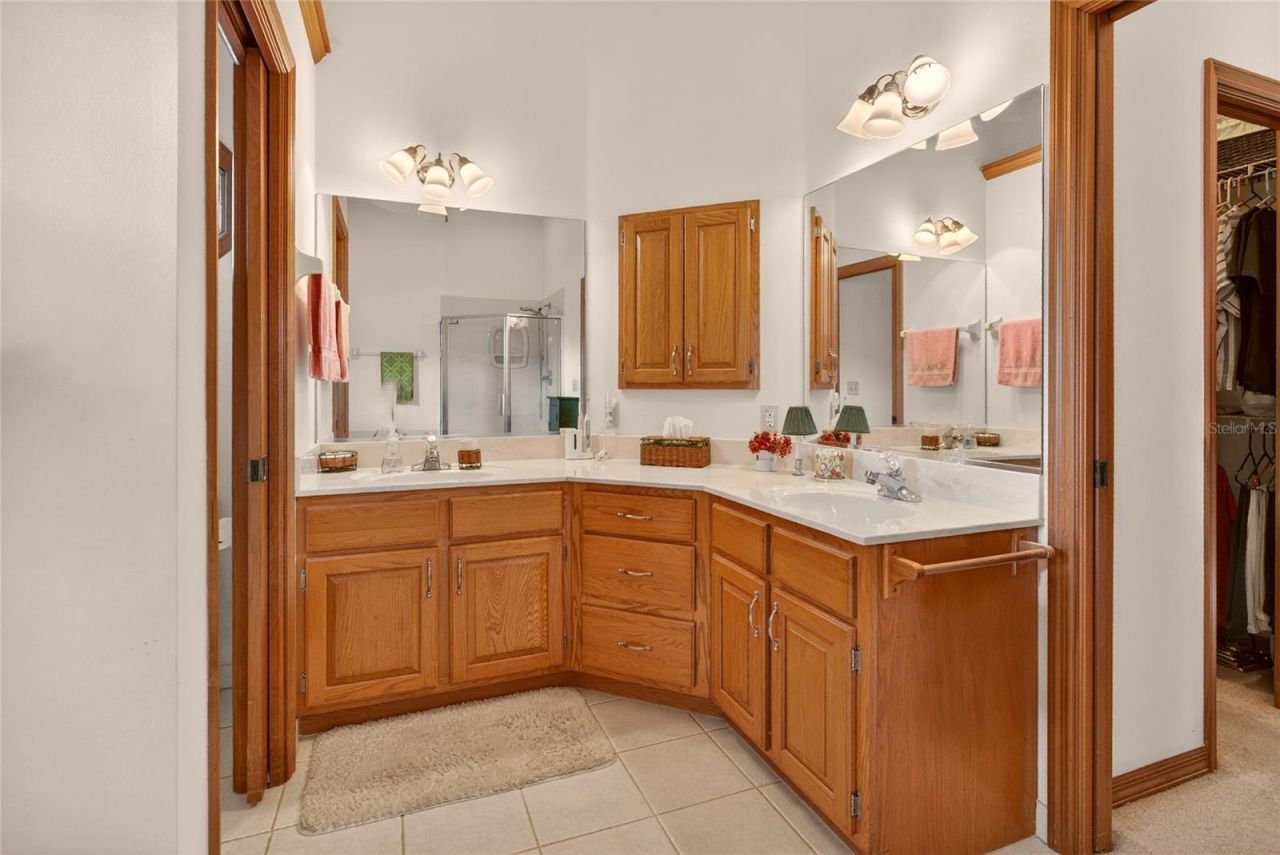 5174 NE 7th Place, Ocala, FL 34470 Photo
