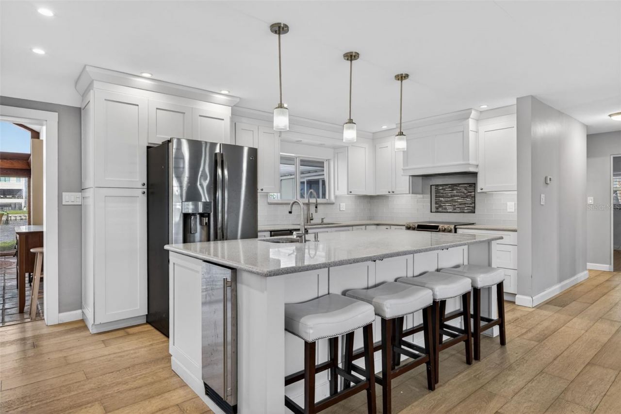 1276 37th Avenue Ne, Saint Petersburg, FL 33704 Photo